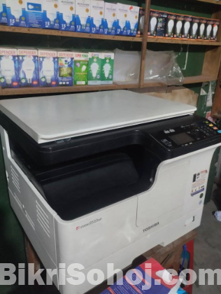 Toshiba 2523AD Photocopy Machine