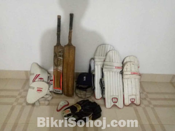 Cricket full set (used)