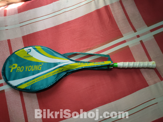 Pro Young Max 888 Professional Badminton Sport