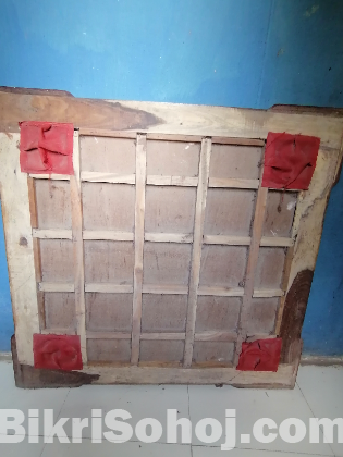 ক্যারাম বোর্ড(Carrom board) বিক্রি হবে