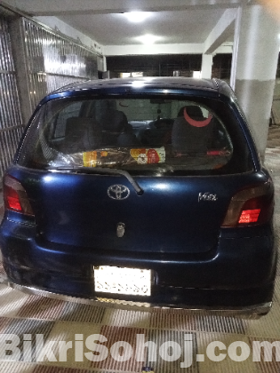 Toyota Vitz  1000 Cc