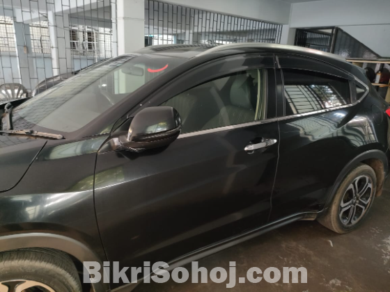 Honda Vezel 2015