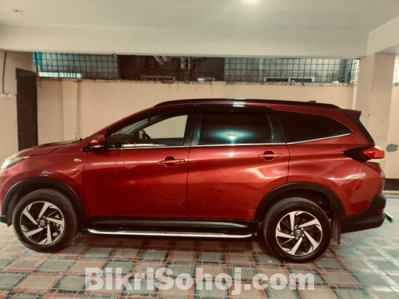 Toyota Rush S 7-Seater 2018, 30k km, Fully Loaded, Red Wine