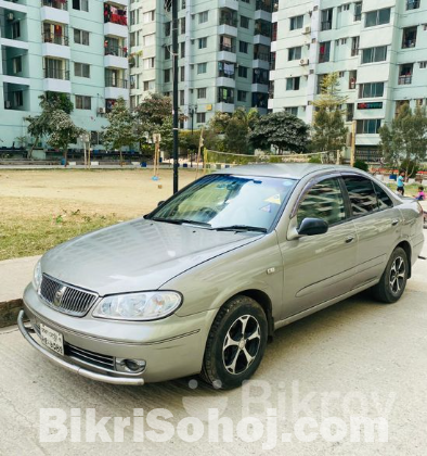 Well-Maintained Nissan Bluebird 2004, Excellent Condition