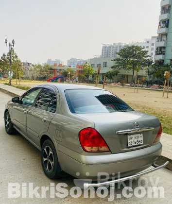 Well-Maintained Nissan Bluebird 2004, Excellent Condition