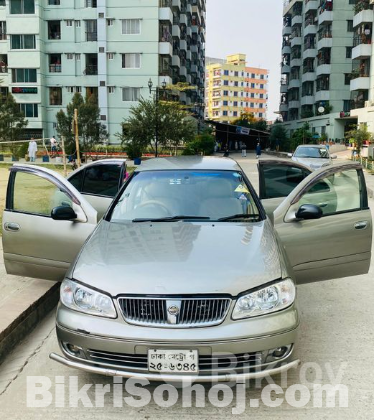 Well-Maintained Nissan Bluebird 2004, Excellent Condition